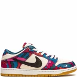 Nike SB Dunk Low Pro