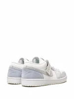 Jordan 1 Low Paris - Image 2
