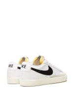 Nike Blazer Low 77 Vintage White Black - Image 3