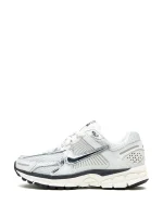 Nike Vomero 5 Metallic Silver - Image 4