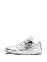 Jordan 1 Low SE Metallic Silver - Image 2