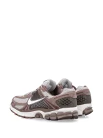 Nike Zoom Vomero 5 Earth Fossil - Image 3